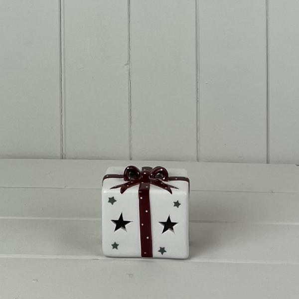 White Ceramic Present with Red Bow Decoration with LED L8.5xD7xH7.4cm
