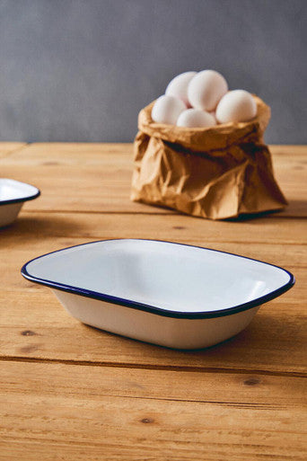 From Scratch 22Cm Rectangular Pie Dish