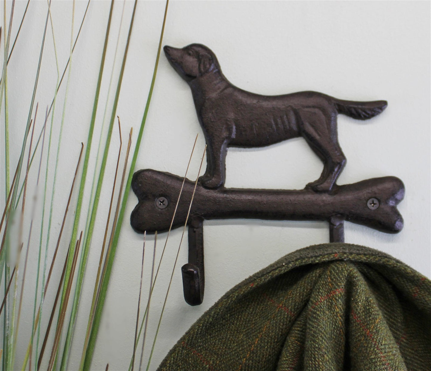 Rustic Cast Iron Wall Hooks, Gun Dog Design With 2 Hooks